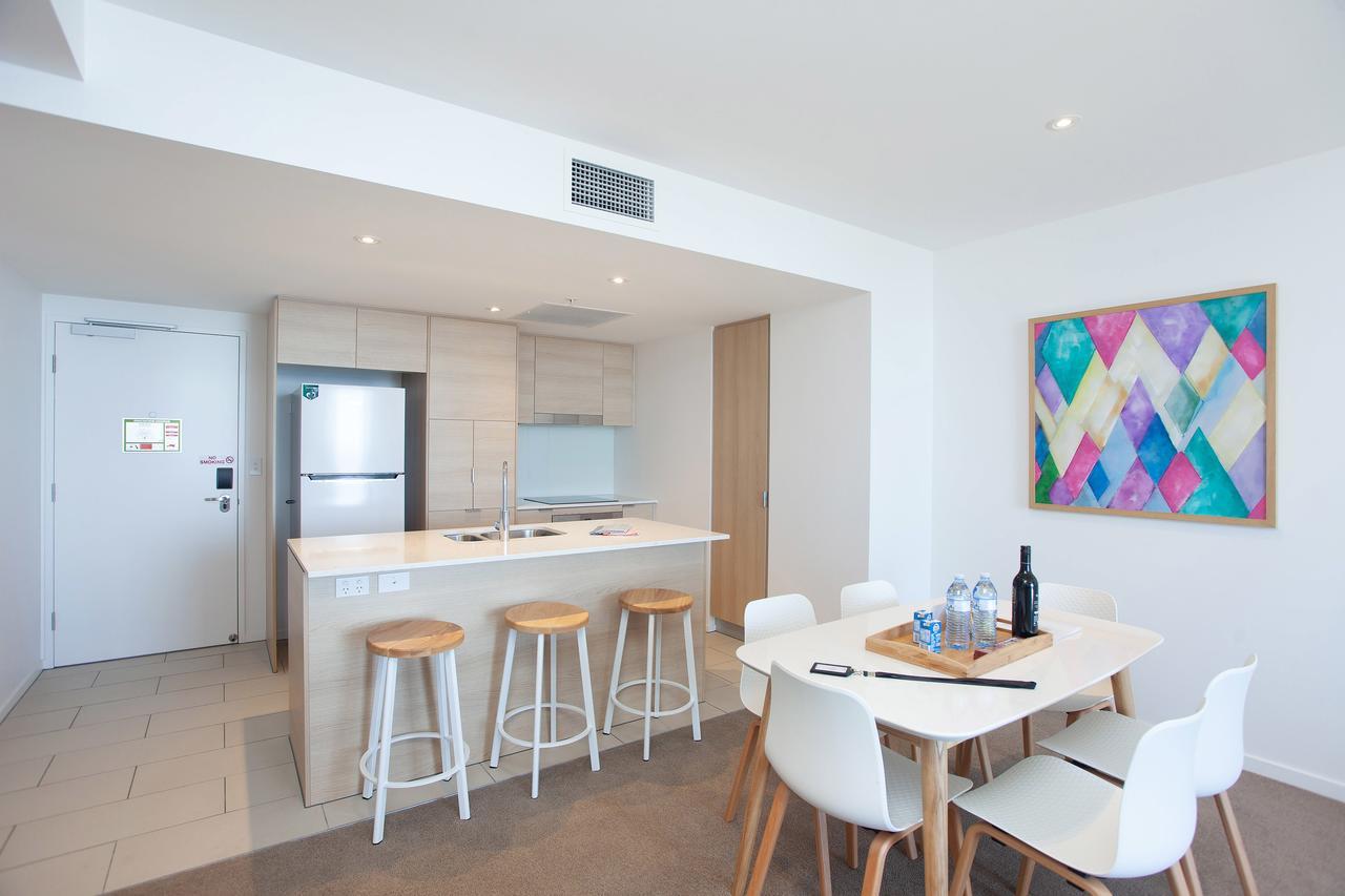 High Floor Ocean View Suites Broadbeach Χρυσή Ακτή Εξωτερικό φωτογραφία